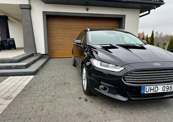 Ford Mondeo cena 52900 przebieg: 247650, rok produkcji 2018 z Nieszawa małe 407